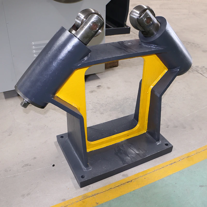 
CHINA Manual Lathe CE Approved Universal Oil Country Pipe Threading Mesin Bubut 