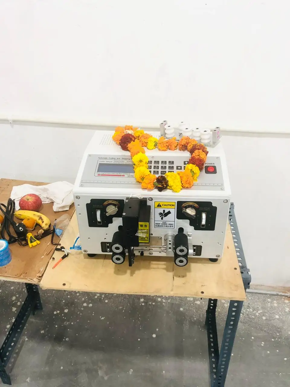 USB Cable cutting and stripping machine for Braided Cable