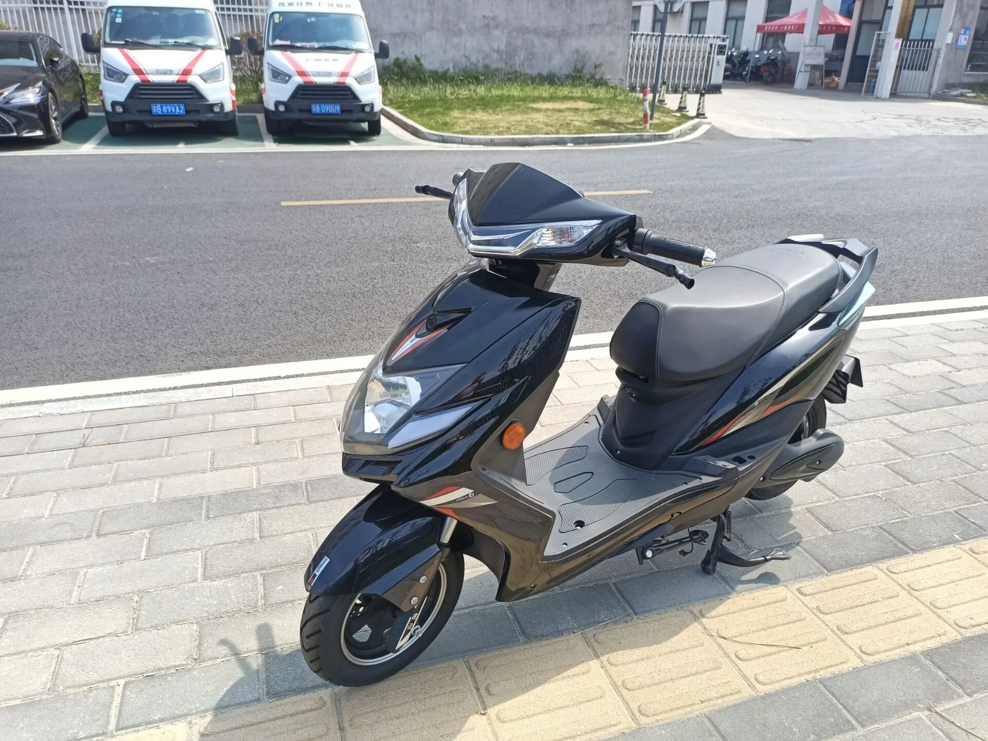 Педаль с логотипом OEM для Европы Японии электроскутера мотоцикла