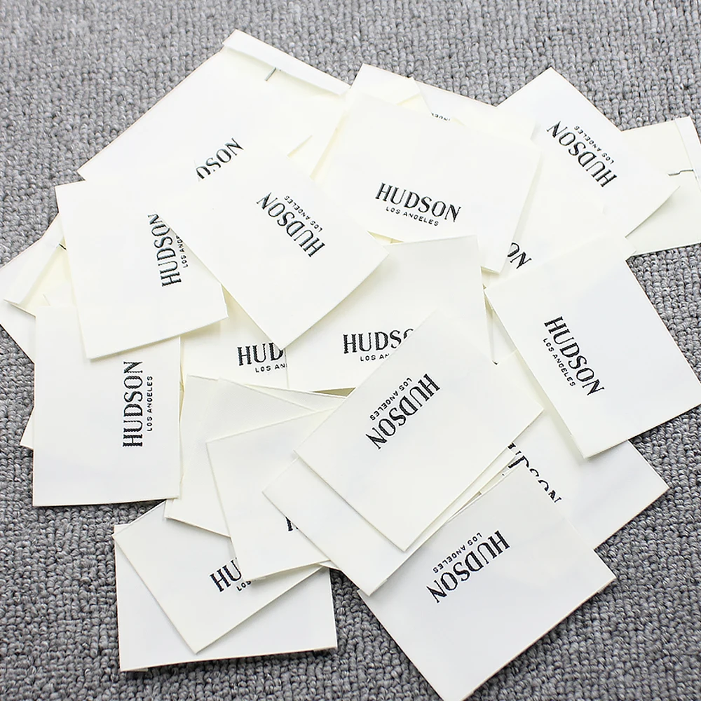 Custom Red Label Clothes Tags For Clothing damask shuttle loom Woven Labels for clothing