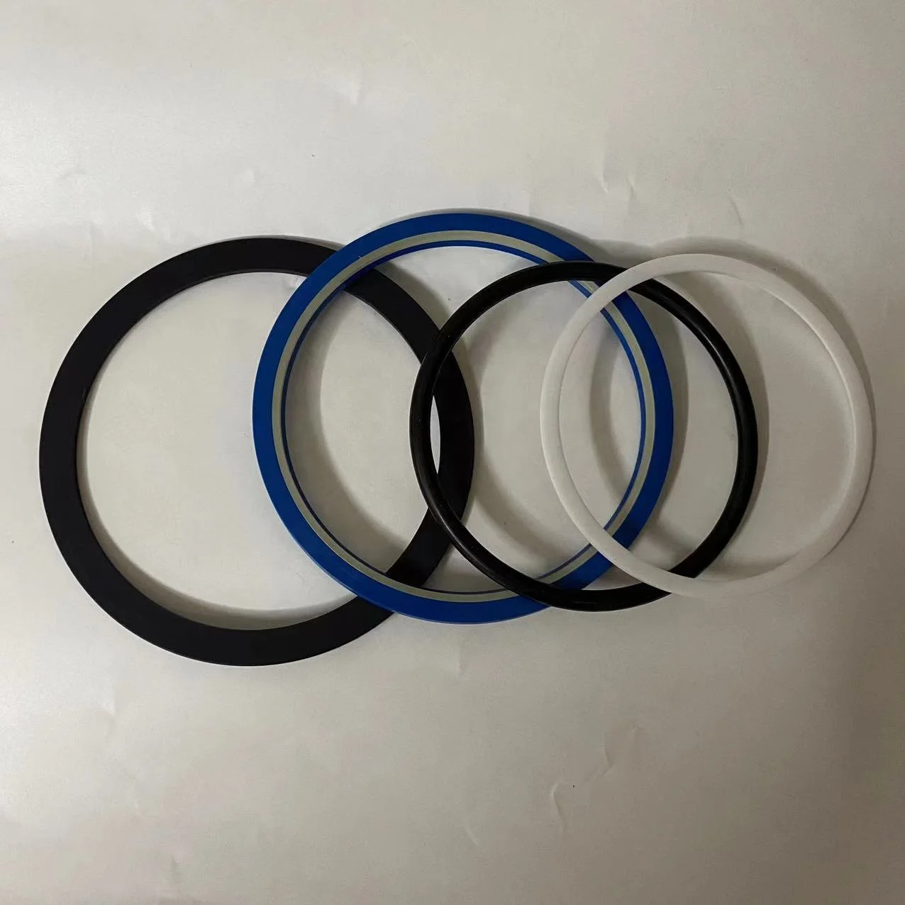 Replacement 14589139 Hydraulic Repair Kits For Volvo Excavator