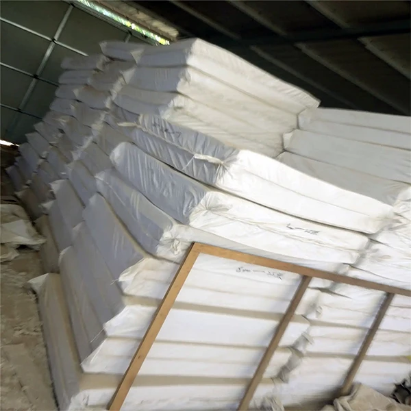 Factory direct sales Polypropylene Oil Absorbent Felt Mats Absorbent Pads for Prevention Oil Diffusion