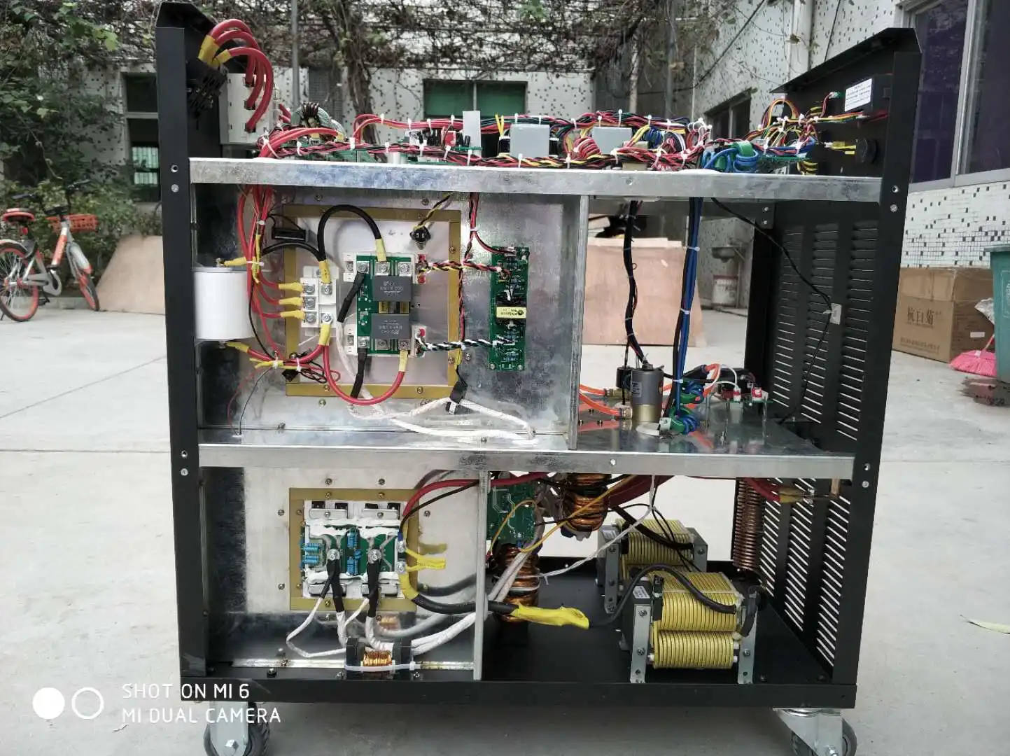 Горяч-продавая четырех-модуль с изолированным затвором (IGBT) тяжелые железные ножницы промышленного класса LGK-200 воздушно-плазменной резки в