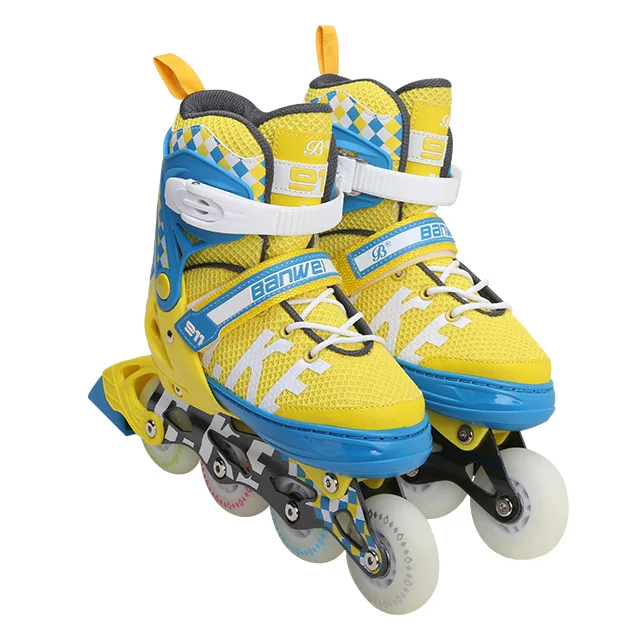 Hot for Sale Adjustable Cheap 4 Flashing PU Wheels Roller Safe Brake for Beginners Kids Adults Inline Skates Shoes