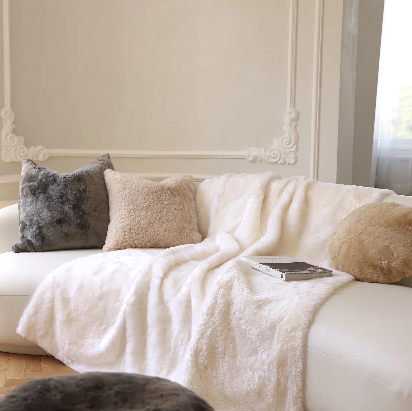 Antique Luxury Unique Design Living Room New Zealand Sheepskin
