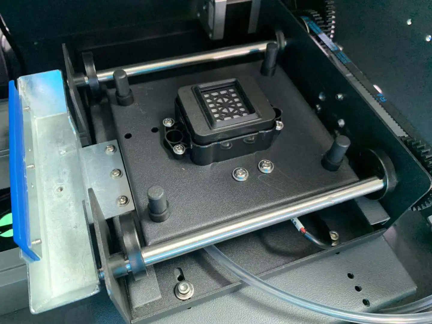 
6 feet large format eco solvent ink inkjet printers with good condition can use XP600/DX7/DX5 head made in guangzhou 