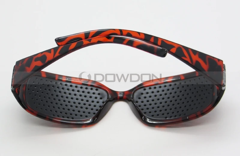 Leopard Frame Fashion Pinhole Glasses