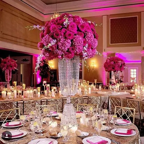 Wholesale new product 2020 popular clear cheap crystal wedding candelabra table centerpiece decoration candle holder home decor