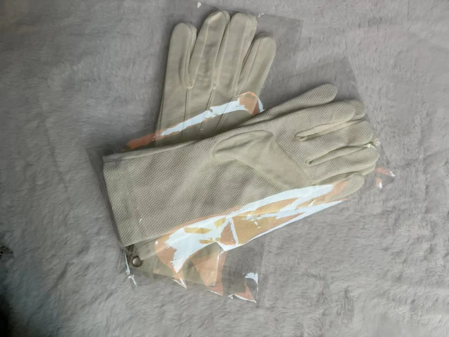 Gripper Dot White Parade Gloves White Cotton Gloves with Rubber Grip on Palm Snap Button and Magic Tape