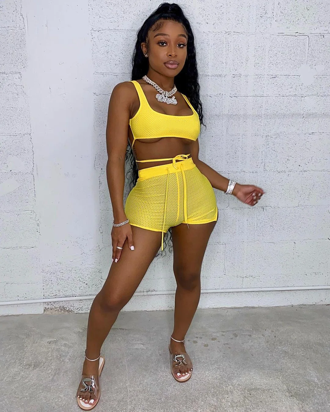2022 Wholesale Summer Ladies Short Set Women Tube Top Short Pants Breathable Two Piece Set Casual Women Clothing Hot Sale