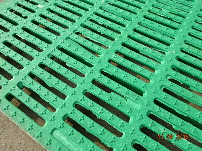 Sheep Farm Plastic Slatted Flooring India Hot Sale Plastic Goat Slat Floor for Goat Farm Shed