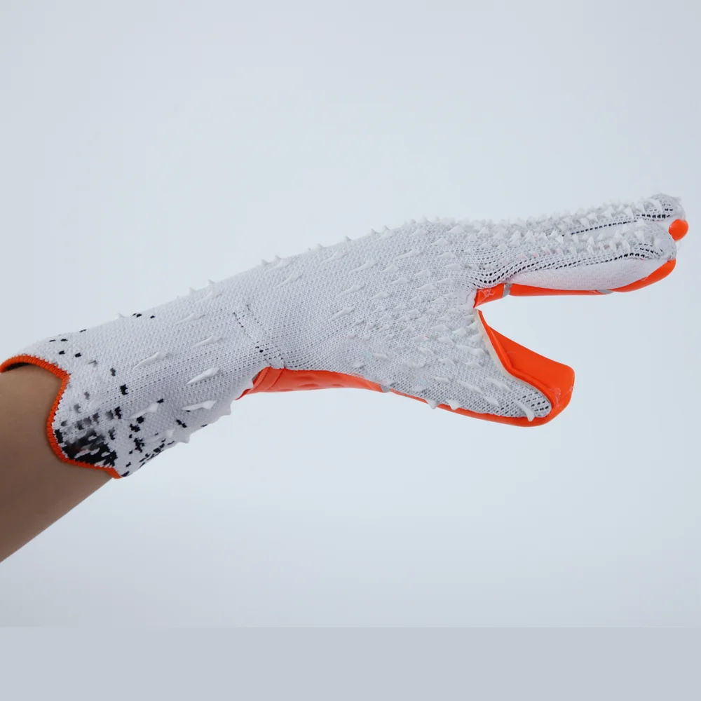 Professional Finger Protective Thick White Soccer Goalie Gloves Football Goalkeeper Gloves