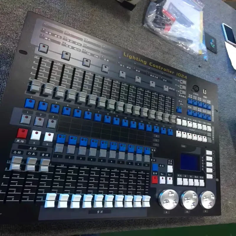 Dmx 1024 Stage Lighting Control Factory Stage Lights Console Lcd Display Mixer KING KONG 1024 Dmx Controller