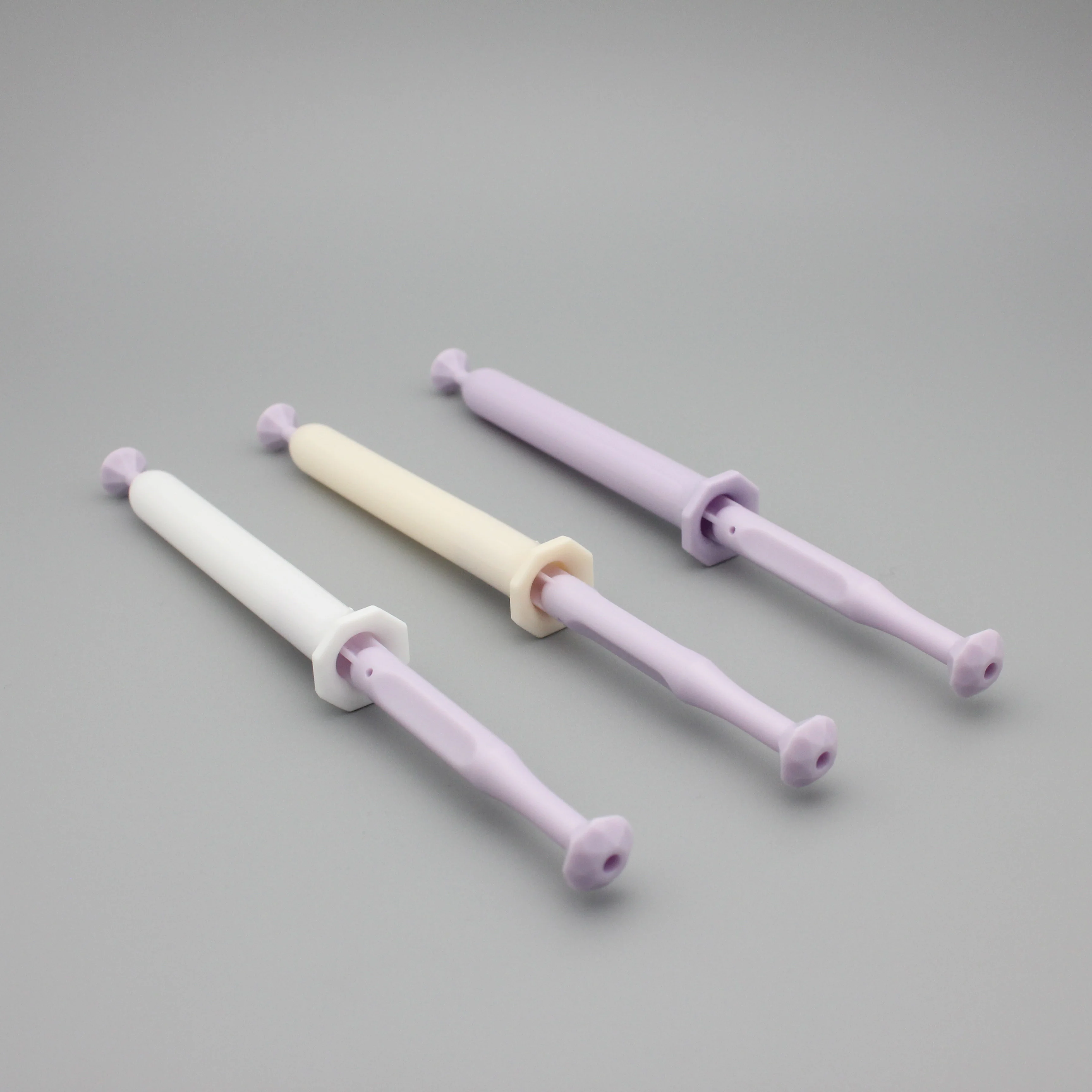 Hot selling 2.5ml gynecological gel tube plastic vaginal applicator