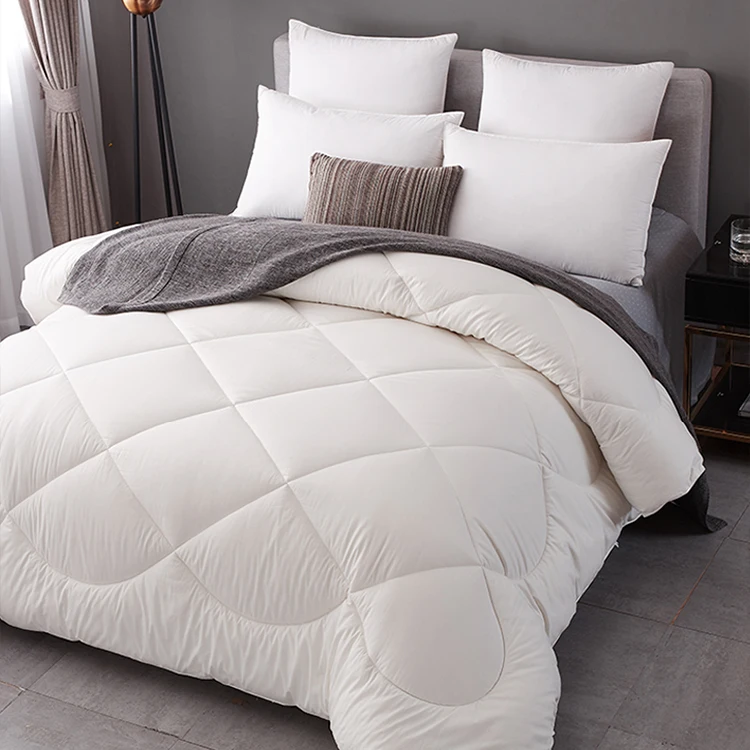 High End Winter Quilt Comforter With Cotton fabric and Wool Filling