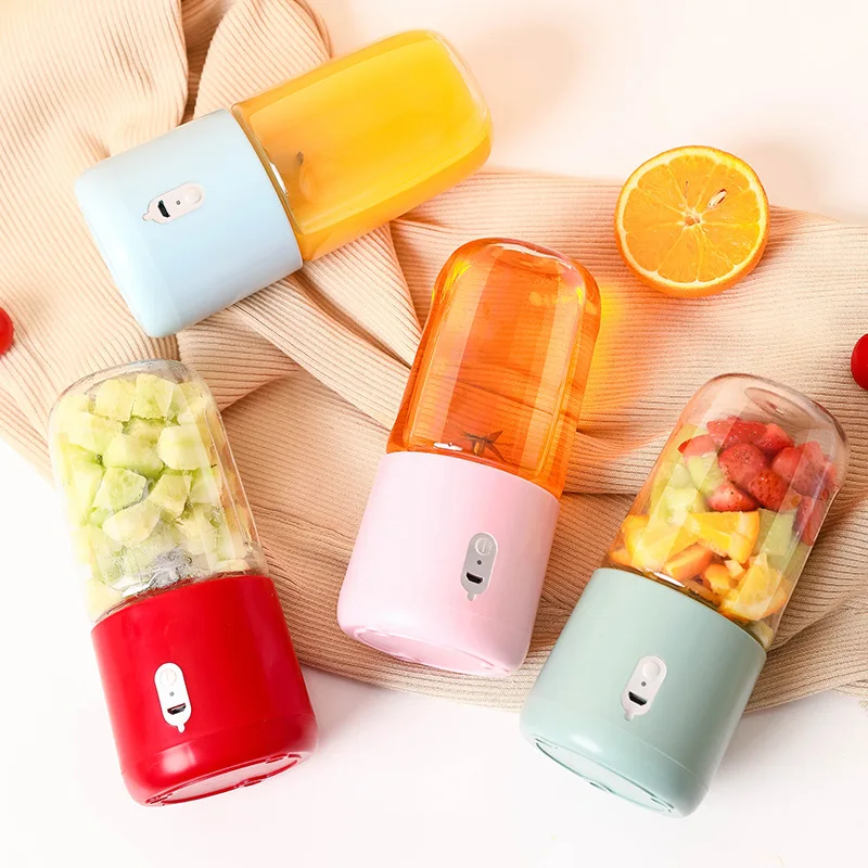 Wholesaler High Quality Rechargeable 6 Blades Mini Usb Charging Electric Power Battery Portable Blender Juicer
