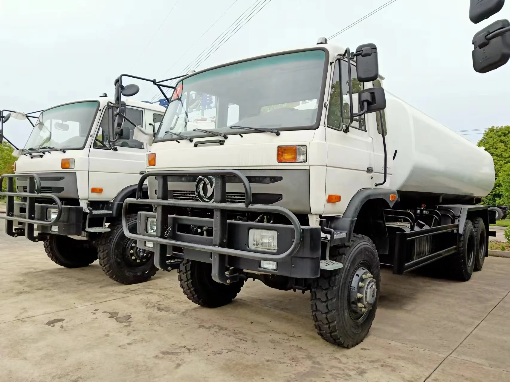 2024 высокое качество и хорошая цена новый 6x6 заводской грузовик для воды Dongfeng