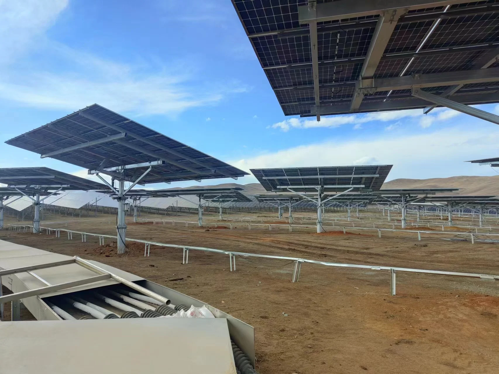 Customization Dual  Axis Solar Tracking System 3KW 5KW 8KW Solar Tracking System Dual Axis