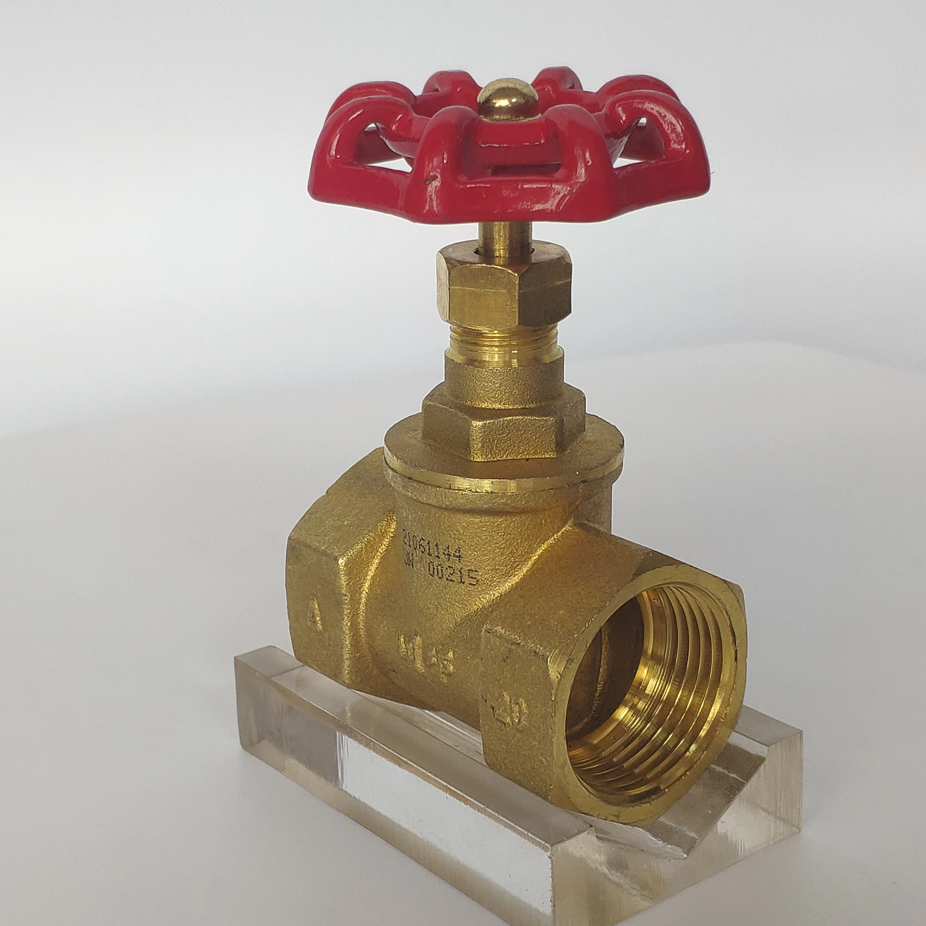 Chuanqiong brand brass stop valve made in China can check the water flow and cut off the water flow