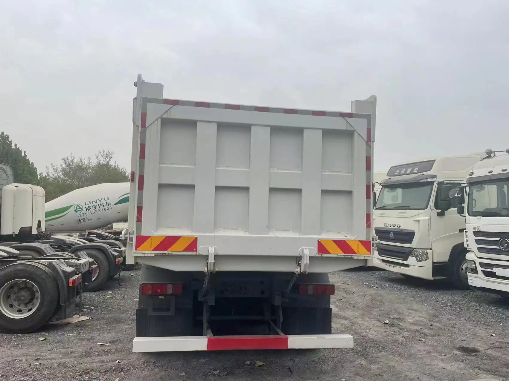 Sino Truck Sinotruk Heavy Duty 6X4 10-Wheel HOWO Dump Truck 336/371HP Tipper for Mining/Mines in Ethiopia Used Condition
