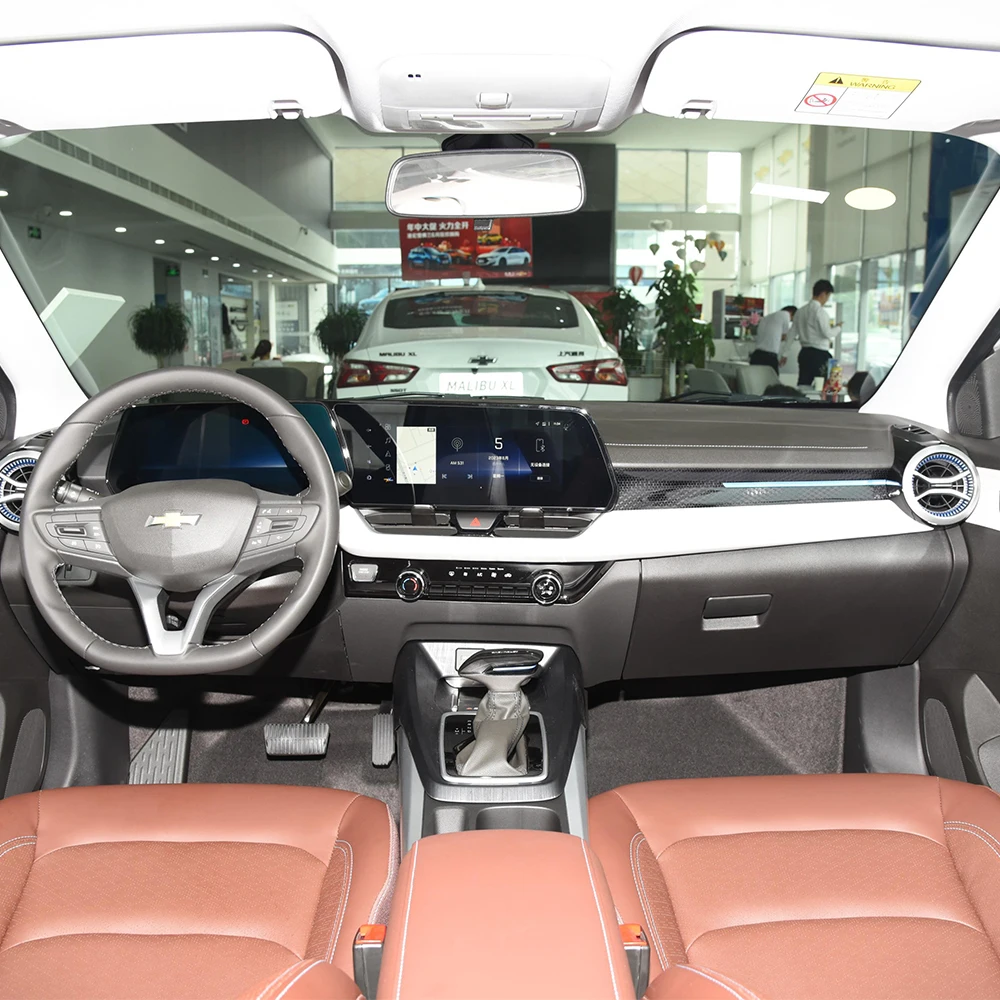 Шевроле монза 2024. Чанган cs55 Plus. Dongfeng Aeolus e70. Dongfeng e70 Interior. Changan cs55 Plus 2022.