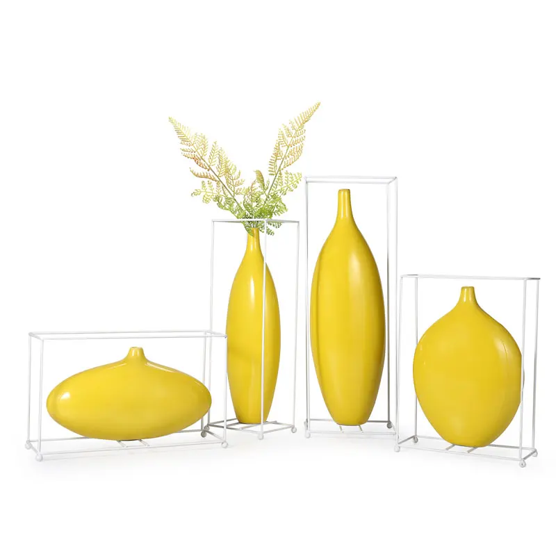 2021 newest Tabletop high temperature tall ceramic vase with steel frame home decoration pieces