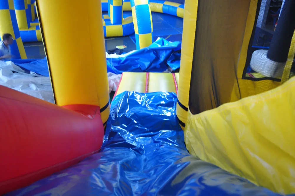 Smiling face inflatable  bouncy castle for sale inflatable bouncer slide