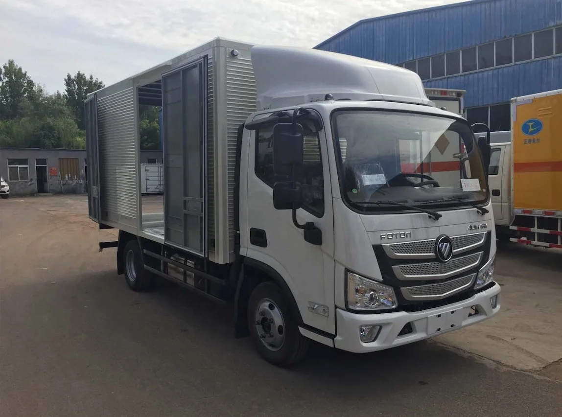 Good quality low price FOTON 6 wheeler 5 8 10 tons light duty van cargo