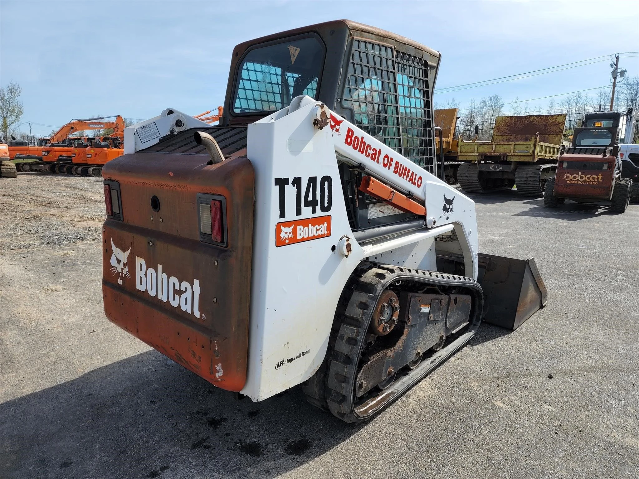 Б/у мини-погрузчики BOBCAT T140 для продажи в отличном состоянии Подержанный мини-погрузчик из