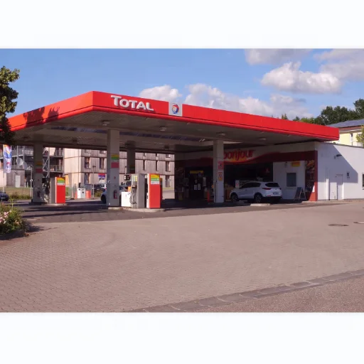 Good quality gas station steel structure for petrol station canopy construction