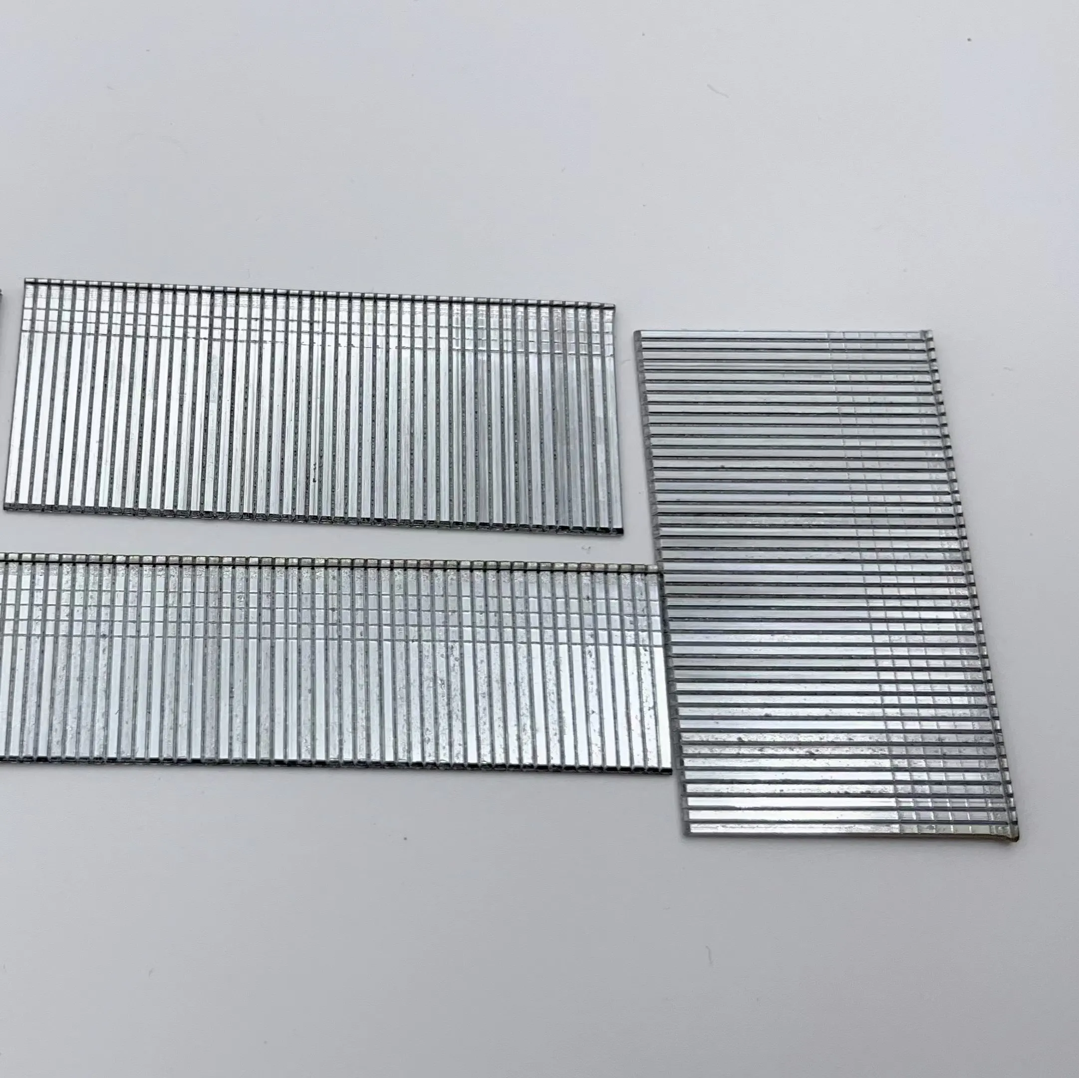 Hot Selling Brad Polished Steel Industrial Staples Galvanized Iron Nail for Chair Sofa Upholstery Fence Sale for South America