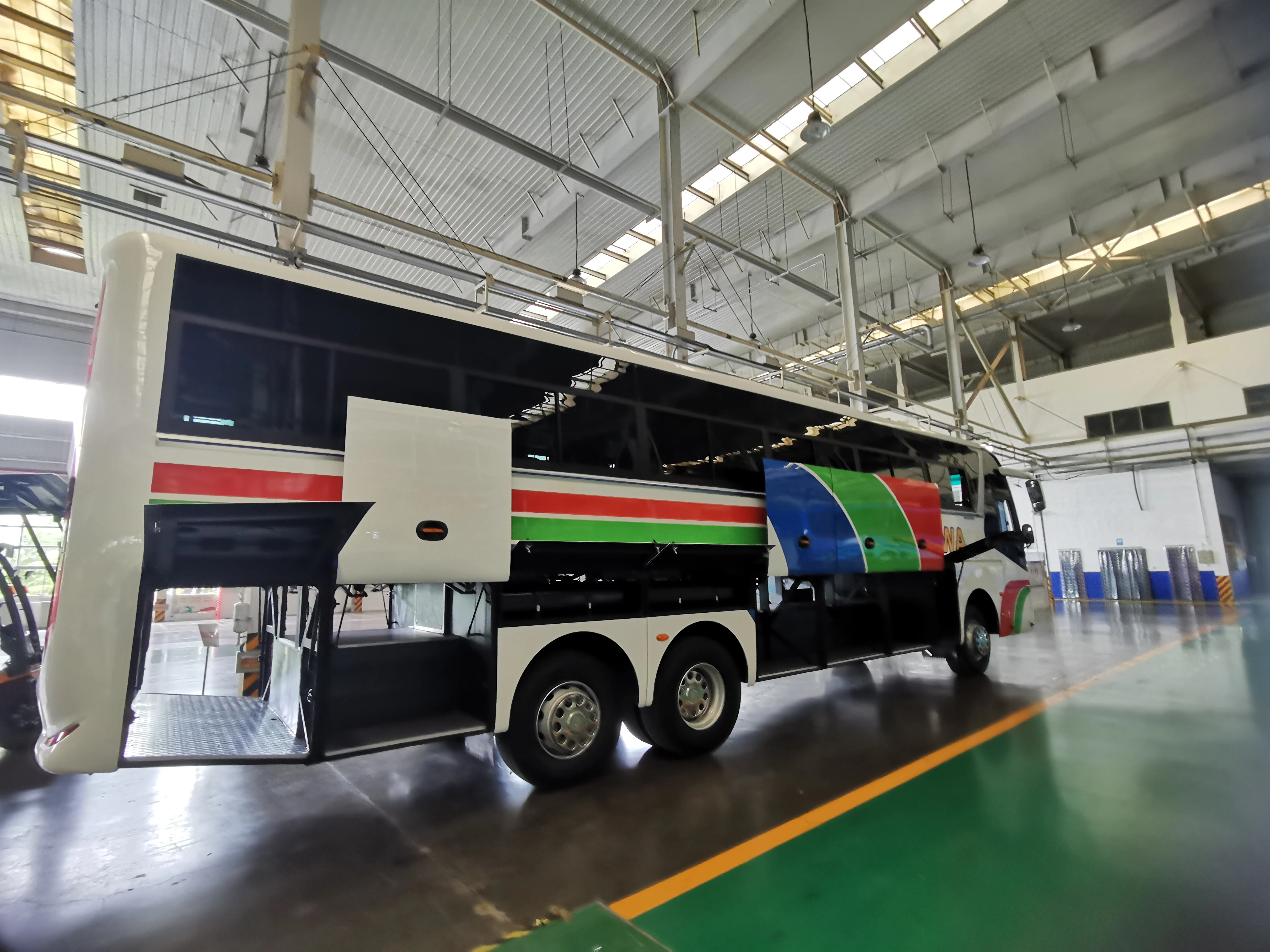 High Quality Zhongtong Economic Reliable Coach LUXURY Customizable Bus RHD Price City Buses75 Seater for Sale in China