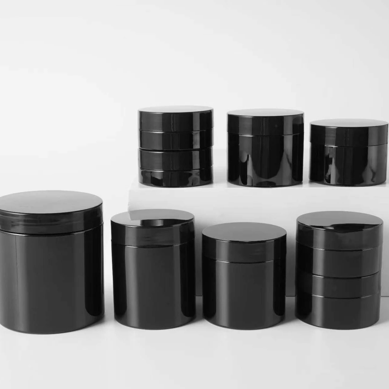 Yueyi Wholesale 150Ml 200Ml Black Cream Cosmetics Bottles And Jars Set Double Wall Plastic Jar