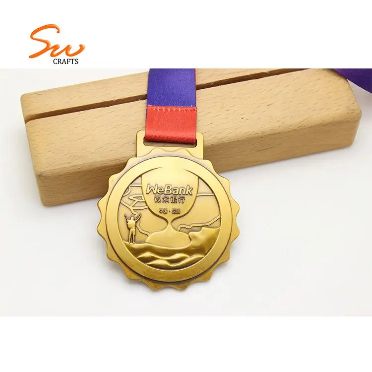 Золотая медаль для занятий тхэквондо логотип на заказ