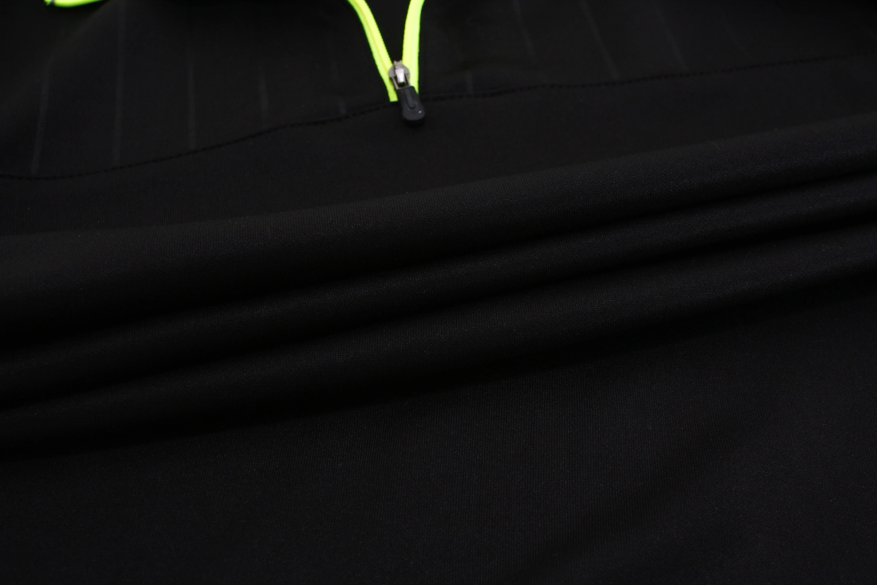 new fashion design winter half zipper stripe design fitness jogger suit tracksuits