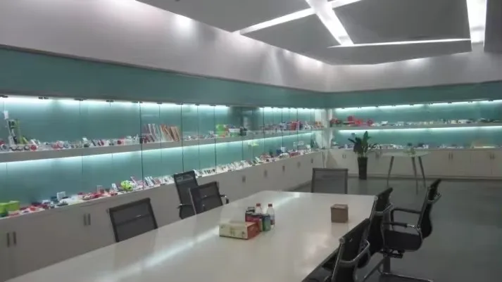 hot selling EN71 Anti Stress Plastic Fingertip fidget Spinner Spinner toys