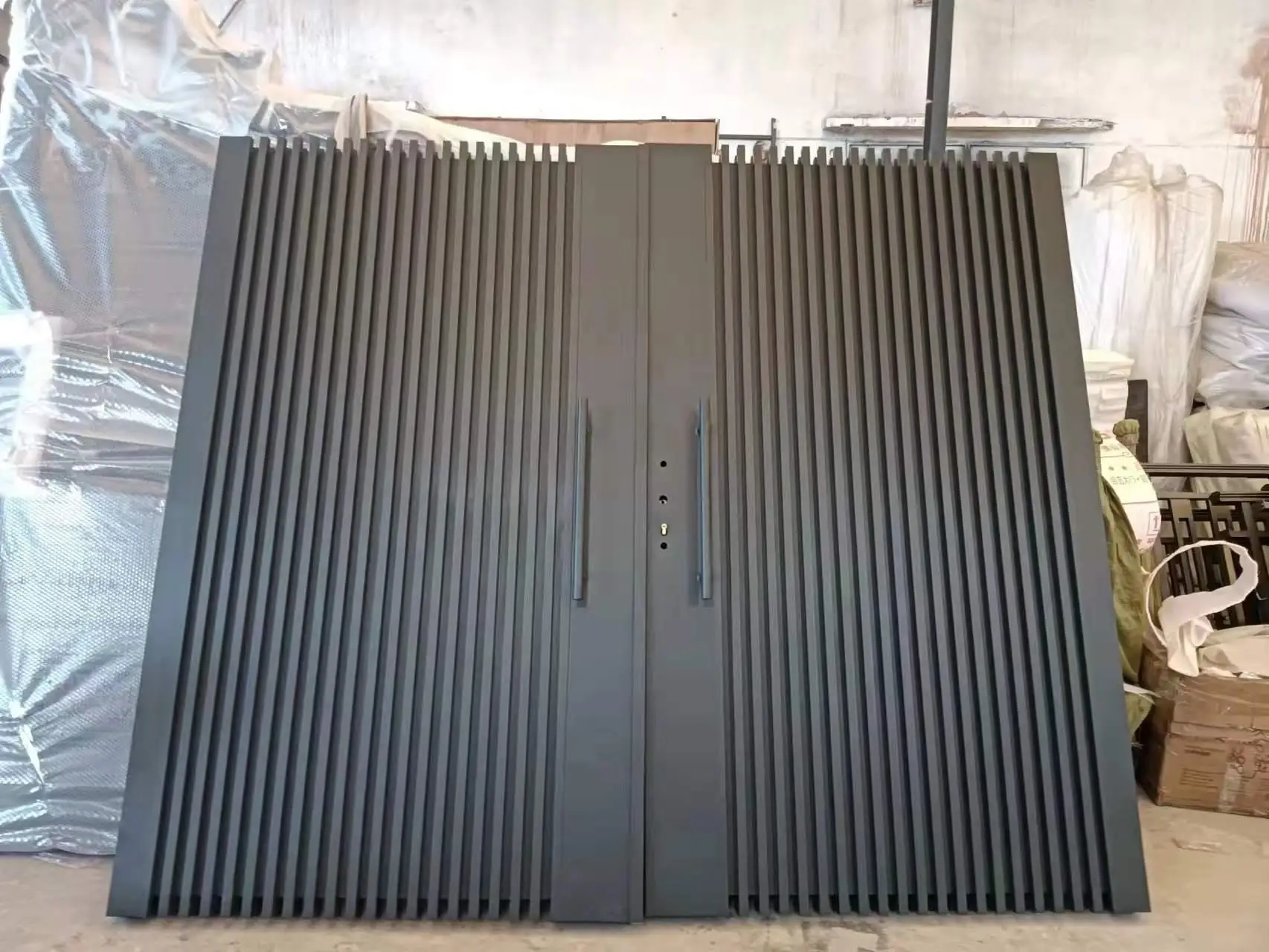 New Model Powder Coated Black Aluminum Single Gate Sidewalk Gate Nice Looking Swing Gate Aluminum FenceGate