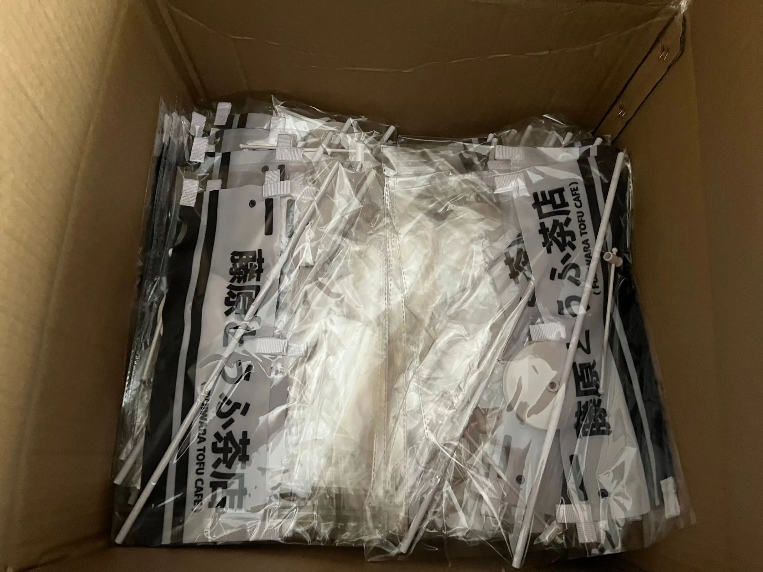 Factory Cheap High Quality 13*36cm Custom Logo Table Flag Mini Nobori Flag with Pole Stand Base