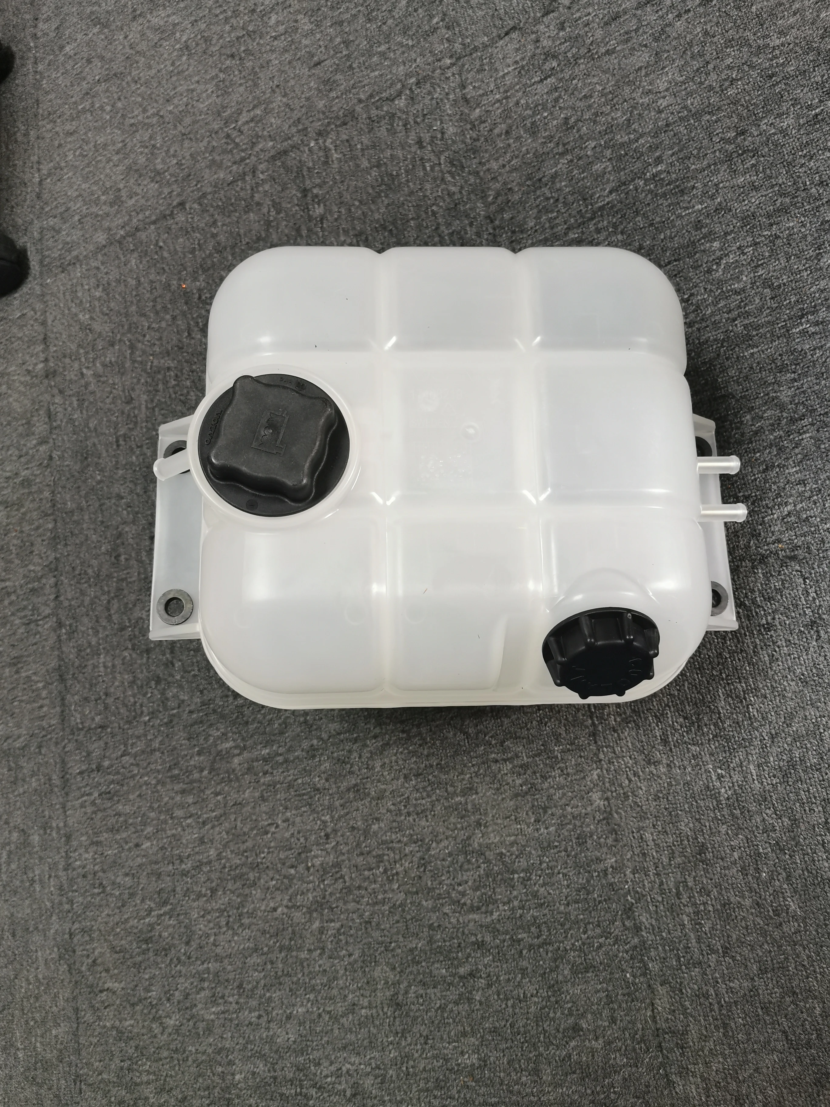 EC290D Запчасти для экскаваторной техники радиатор 17408222 резервуар воды EC290 расширительный бак