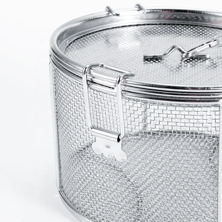 kitchen perforated Strainer stainless steel washing food Strainer colander with handles