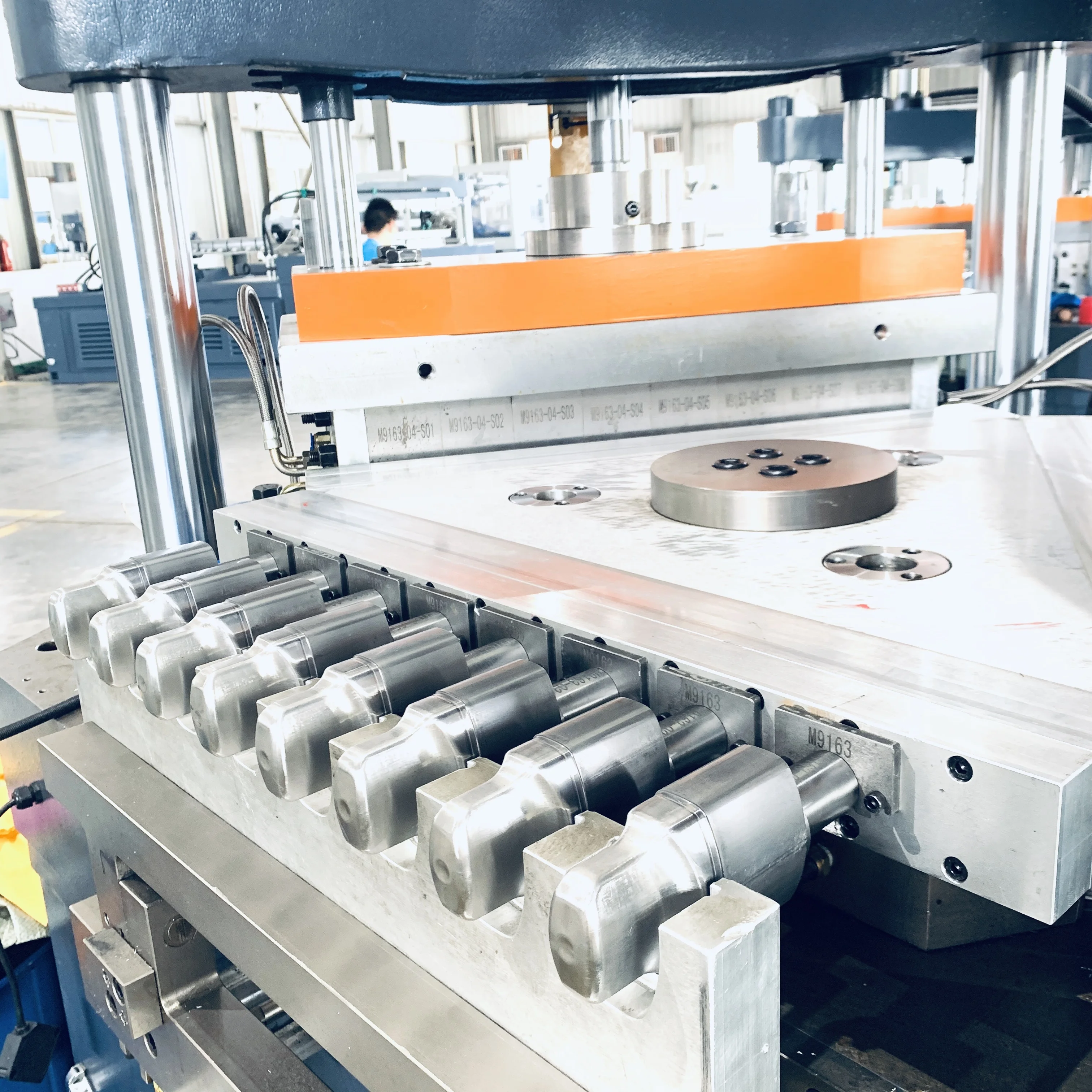 China single stage PP/HDPE/LDPE/PS/ABS/PET bottle injection blow moulding machine for envases containers jars vials