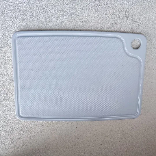 Лидер продаж Высококачественная пластиковая ламинированная разделочная доска для завтрака и хлеба из меламина тарелка пиццы с отверстием