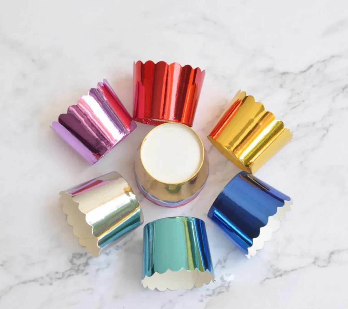 Gold/Silver Cupcake Liners, Metallic Foil Muffin Cups for Baking, paper baking cups