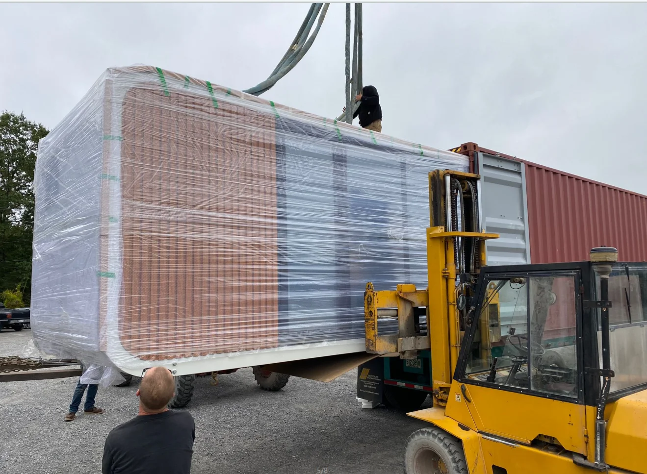 CDPH 20ft 40ft Custom Luxury Steel Tempered glass Prefabricated Homes Modular House Prefab Homes Resort Farm Hotel