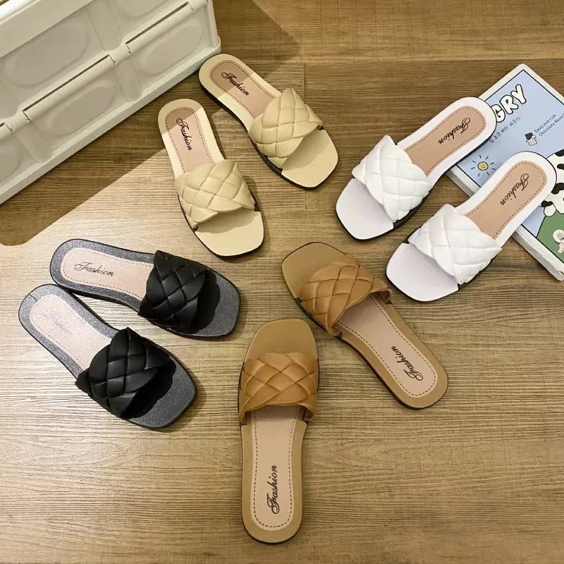 Summer new slipper female home anti-slip flip-flops wear net red soft bottom anti-slip lightweight silent manufacturer wholesale