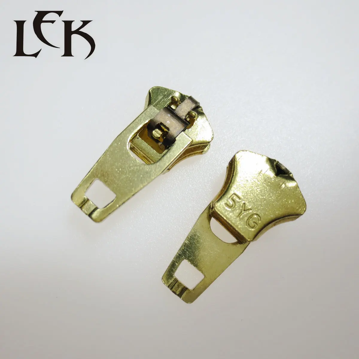 Wholesale Brass Zipper heads luggage clothing accessories zipper slider