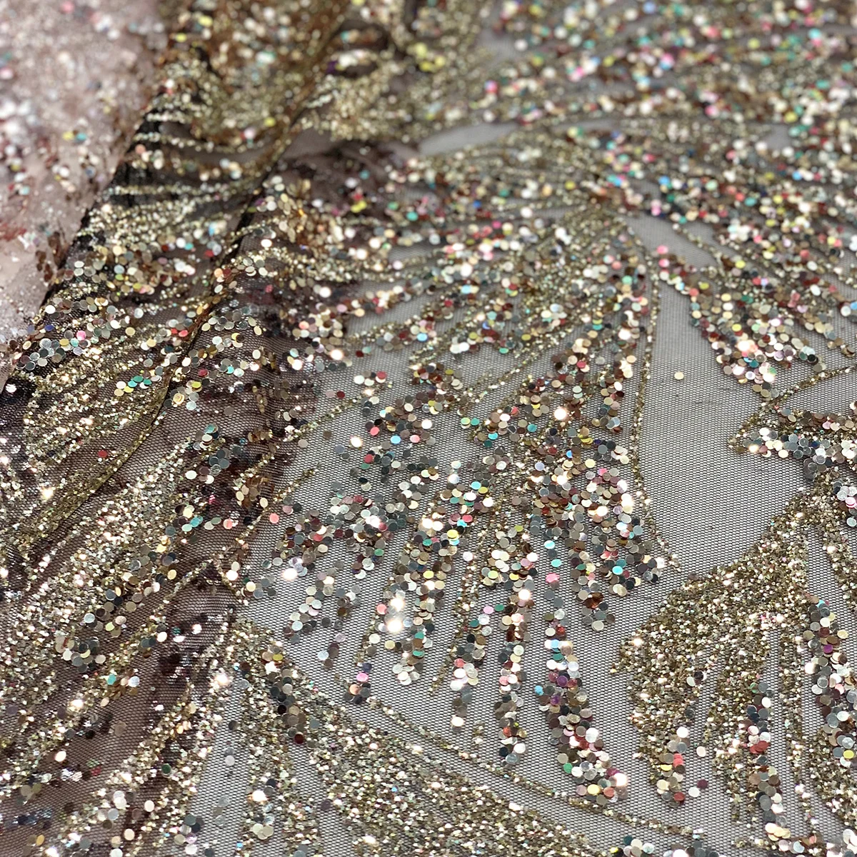 High Quality Fancy Design Shiny Glitter Bridal Wedding Lace Fabric For Lady Party Dress African Custom Silver Sequins Tulle Mesh