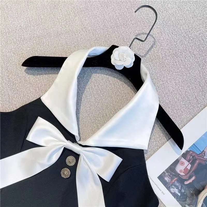 2025 New Teenager Girl Summer Girl White Black Halter Sleeveless Shirt 3-15 Years