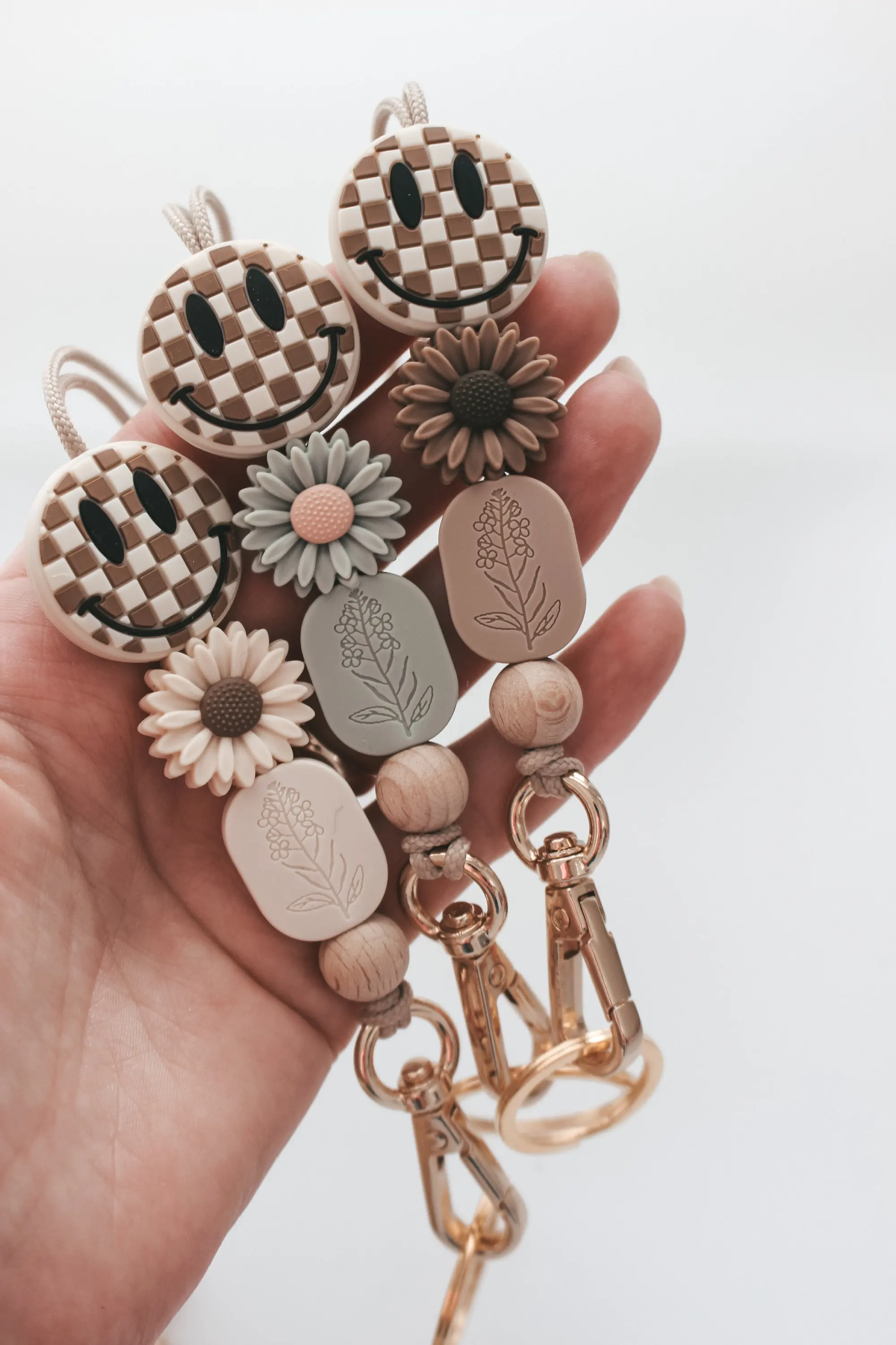 New Style Chic Bohemian Style Silicone Beads Daisy Smiley Face School Day Lanyard Key Chain