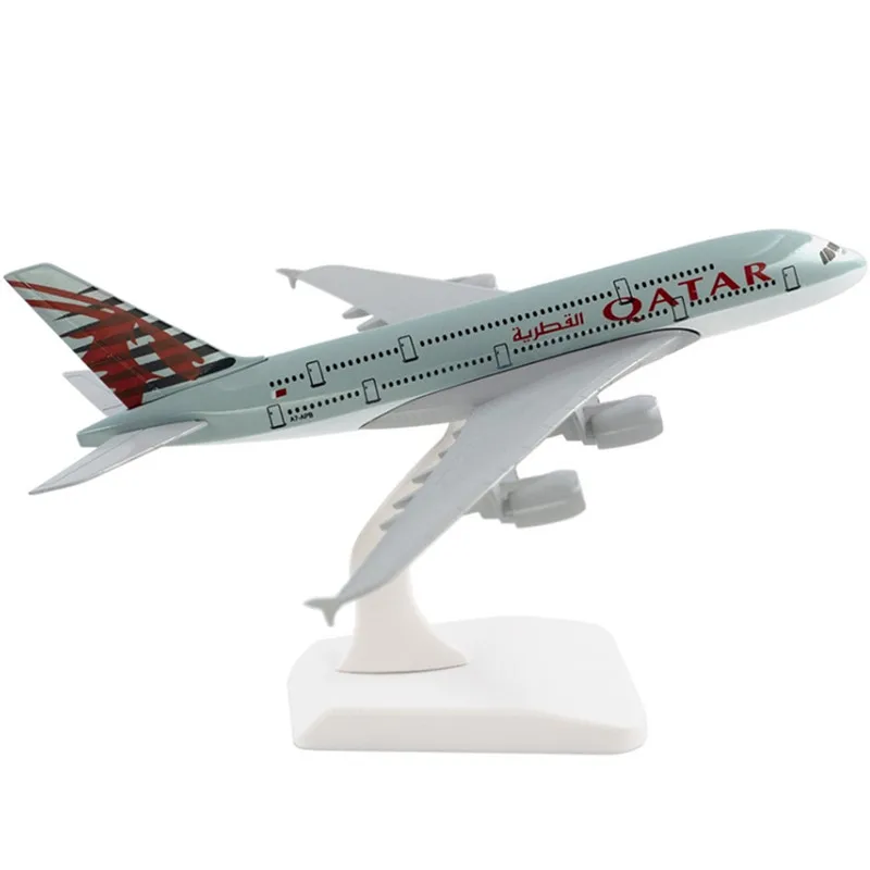 Hot Wholesale Price 20cm A380 Alloy Airplane Model Gift Aircraft Models For Sale